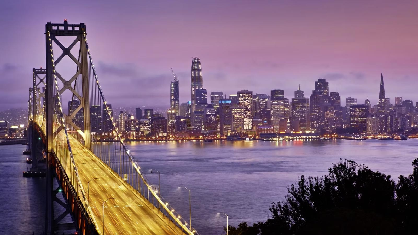 San Francisco skyline at night